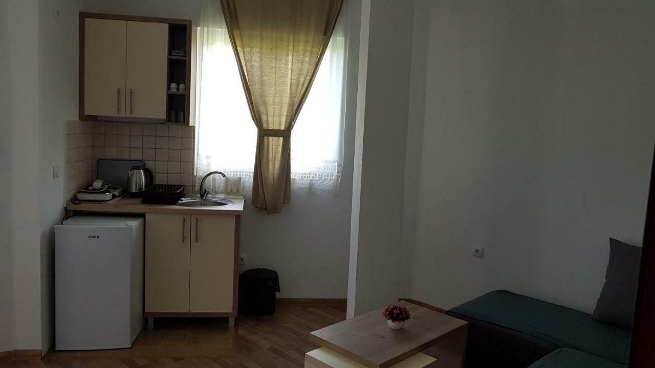Apartments Jm Ulcinj Esterno foto